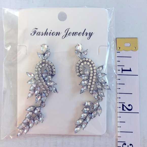 Crystal Cluster Earrings - Picture 2 of 3